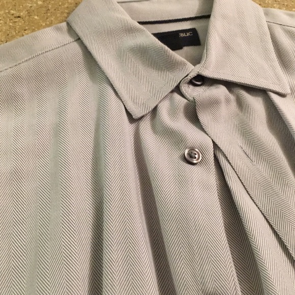 Banana Republic Dress Shirt - Picture 4 of 5